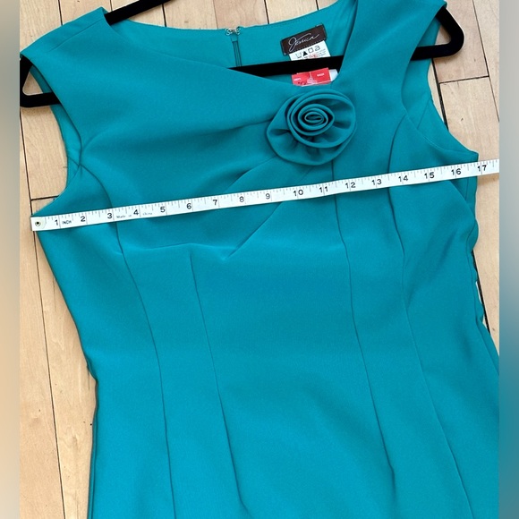 Jessica Green Dress Size 4 - Picture 12 of 13